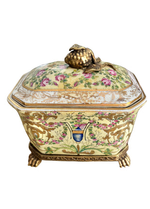United Wilson Pomegranate Lidded Box & Stand