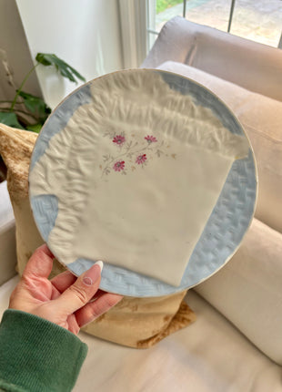 Antique Majolica Napkin Fold Plate