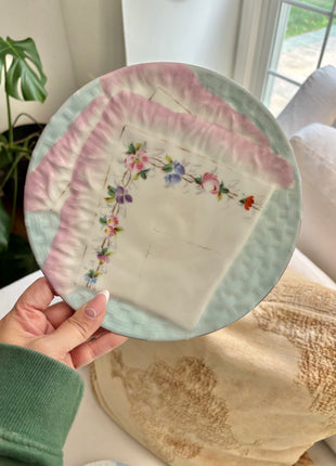 Antique Majolica Napkin Fold Plate