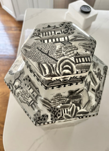 Ethan Allen Hexagonal Pagoda Ginger Jar