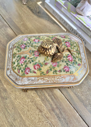 United Wilson Pomegranate Lidded Box & Stand