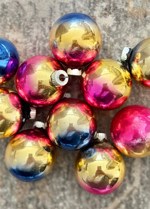 Ombre Fantasy: Shiny Brite Set of 10