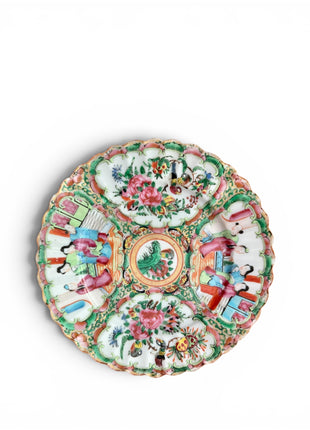 Antique Rose Medallion Scalloped Plate 7.25”