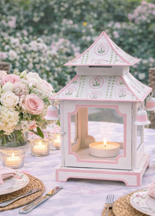 Tulip Pagoda Lantern