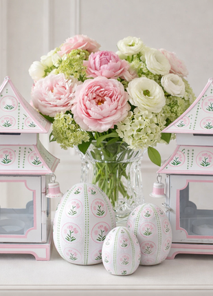 Tulip Pagoda Lantern