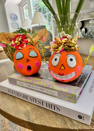 Gossip Gourdy & Bumpkin Betty